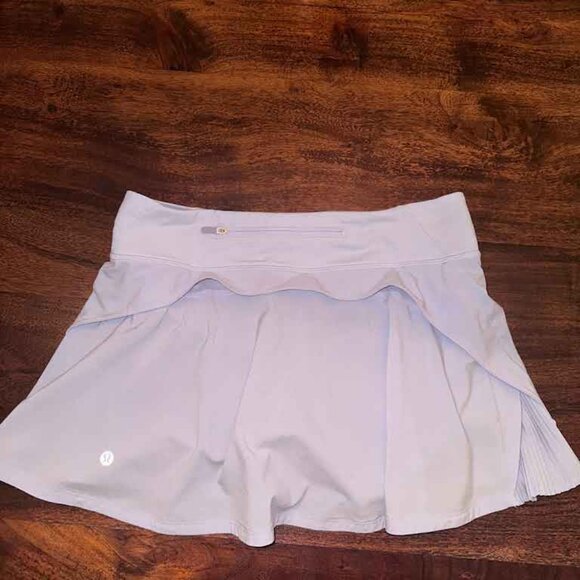 GENUINE Lululemon Play Off The Pleats Skirt *13" SIZE 6 - Picture 8 of 8